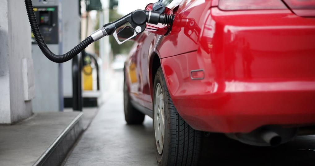 Best Cards for Earning Cash Back on Gas