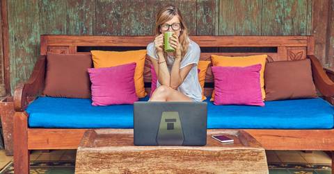 Freelancer earning passive income