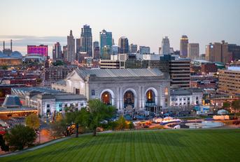 kansas city missouri evening skyline