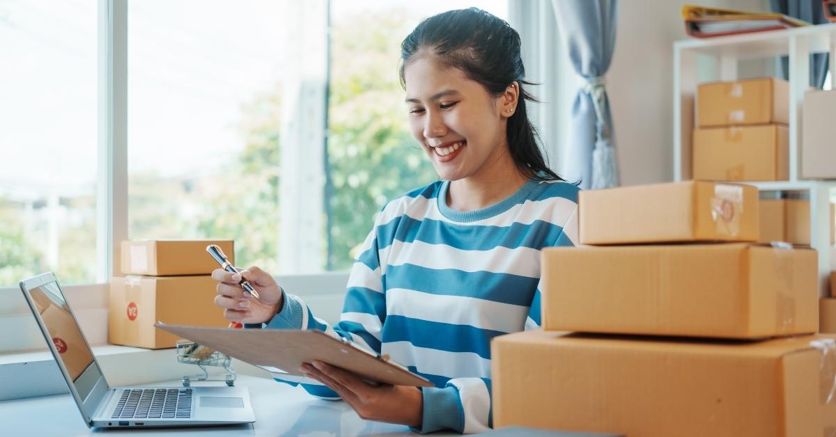 prepare sales packs to customers
