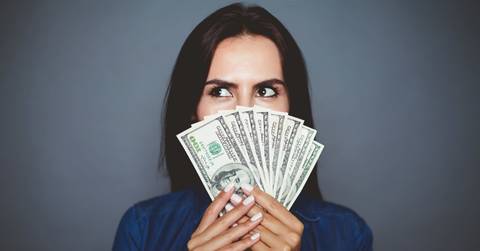 Young Woman making money quickly