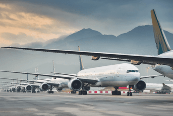 airplanes waiting to taxi